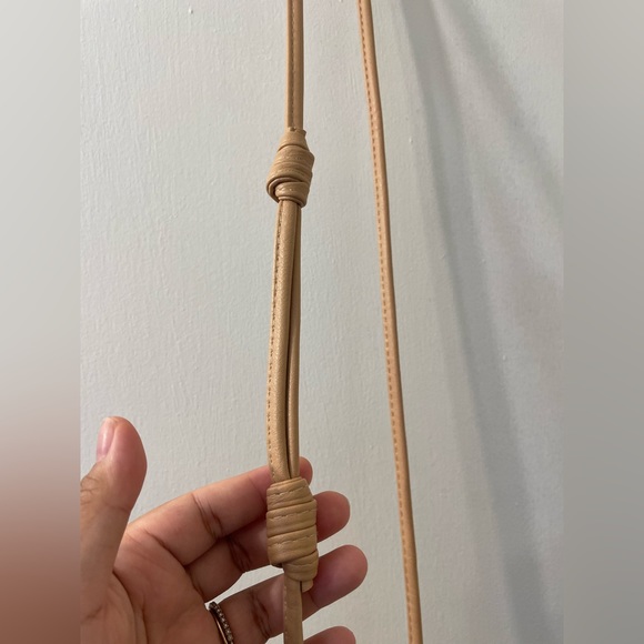 Universal Thread Phone Crossbody bag - Picture 6 of 9